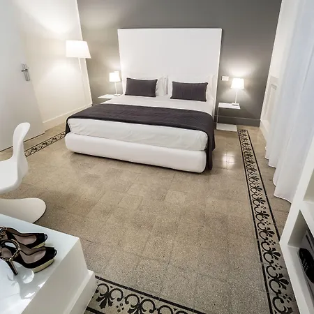 Home Boutique Luxury & Design-2